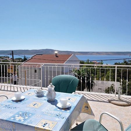 2 Bedroom Lovely Apartment In Starigrad Paklenica Εξωτερικό φωτογραφία